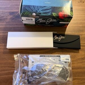 NEW Maui Jim MAVERICKS Gold POLARIZED HCL Bronze Lens Sunglass HS264-16